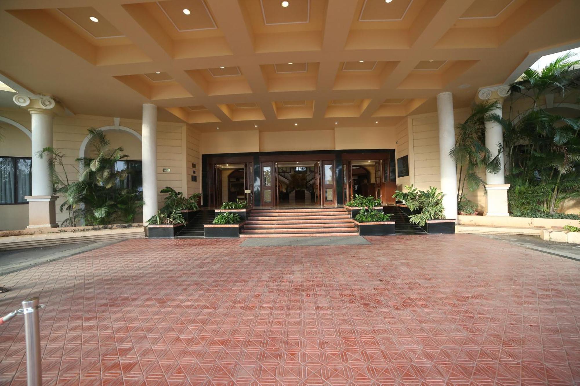 The Lagoona Resort Lonavala Exterior photo